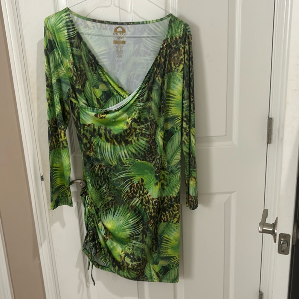 NWT paradise Bay dress with SPF jungle theme